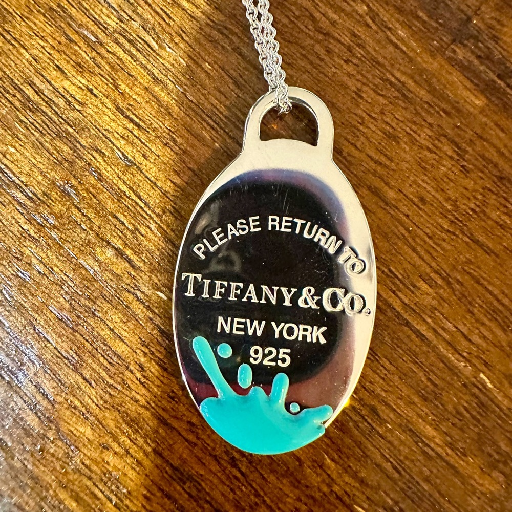 TIFFANY & CO SPLASH PENDANT & 18 INCH CHAIN